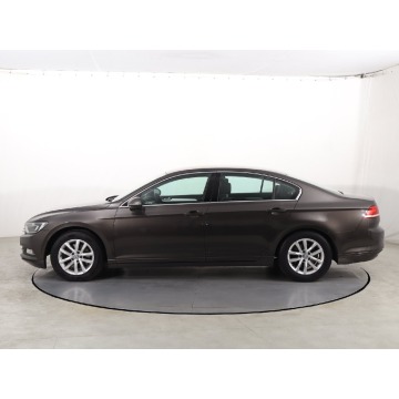 Volkswagen Passat  Liftback 2015,  1.4 benzyna - Na sprzedaż za 26 999 zł - Katowice - zdjęcie 4