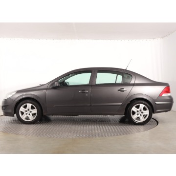 Opel Astra  Liftback 2009,  1.6 benzyna - Na sprzedaż za 11 499 zł - Katowice - zdjęcie 4