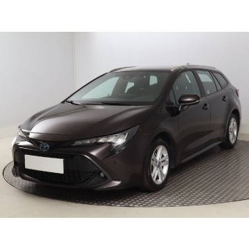 Toyota Corolla  Kombi 2022,  1.8 benzyna, automat - Na sprzedaż za 81 999 zł - Bielany Wrocławskie - zdjęcie 3