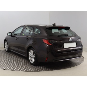 Toyota Corolla  Kombi 2022,  1.8 benzyna, automat - Na sprzedaż za 81 999 zł - Bielany Wrocławskie - zdjęcie 6
