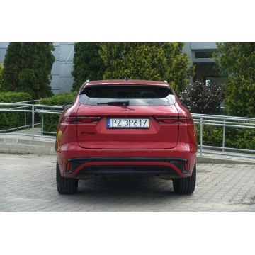 Jaguar F-PACE  SUV 2022,  2.0 benzyna, automat - Na sprzedaż za 159 900 zł - Pęcice - zdjęcie 7