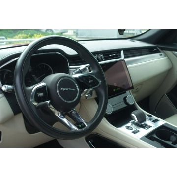 Jaguar F-PACE  SUV 2022,  2.0 benzyna, automat - Na sprzedaż za 159 900 zł - Pęcice - zdjęcie 9
