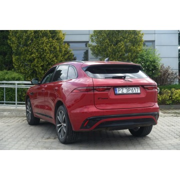 Jaguar F-PACE  SUV 2022,  2.0 benzyna, automat - Na sprzedaż za 159 900 zł - Pęcice - zdjęcie 8