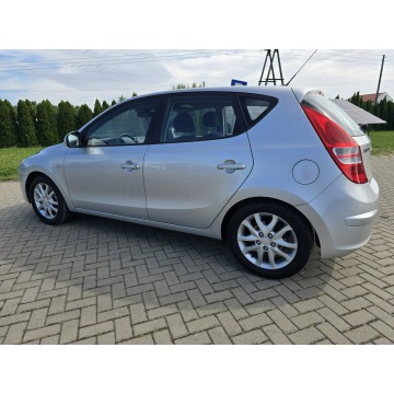 Hyundai i30  Hatchback 2007,  1.6 benzyna - Na sprzedaż za 12 900 zł - Kutno - zdjęcie 12