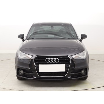 Audi A1  Hatchback 2011,  1.6 diesel - Na sprzedaż za 23 499 zł - Bielany Wrocławskie - zdjęcie 2