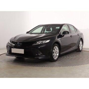 Toyota Camry  Liftback 2020,  2.5 benzyna, automat - Na sprzedaż za 78 999 zł - Katowice - zdjęcie 3