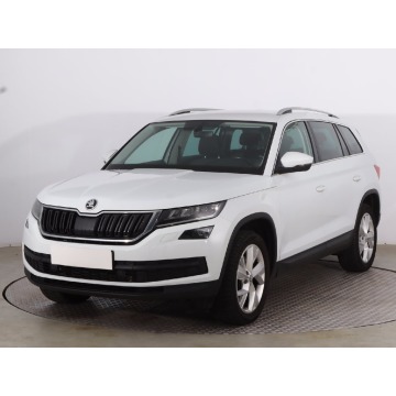 Skoda Kodiaq  SUV 2017,  2.0 diesel, automat - Na sprzedaż za 77 999 zł - Szczecin - zdjęcie 3