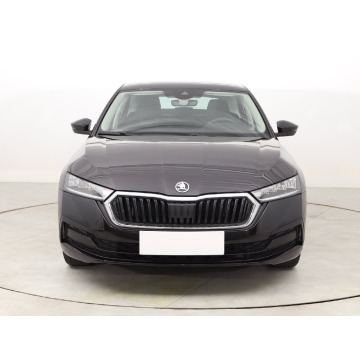 Skoda Octavia  Hatchback 2021,  1.0 benzyna - Na sprzedaż za 58 999 zł - Bielany Wrocławskie - zdjęcie 2