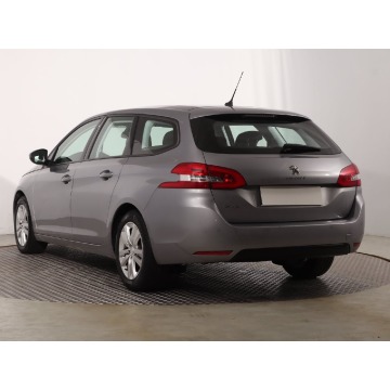 Peugeot 308  Kombi 2020,  1.2 benzyna - Na sprzedaż za 29 999 zł - Katowice - zdjęcie 6