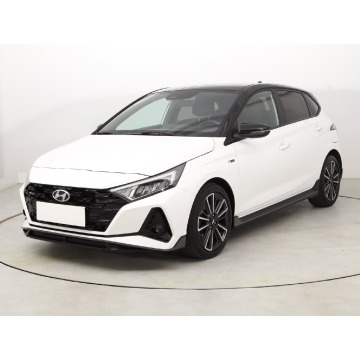 Hyundai i20  Hatchback 2022,  1.0 benzyna, automat - Na sprzedaż za 63 999 zł - Piaseczno - zdjęcie 3