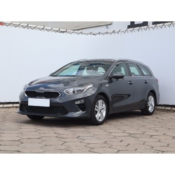 Kia Ceed  Kombi 2020,  1.4 benzyna, automat - Na sprzedaż za 51 999 zł - Łódź - zdjęcie 3