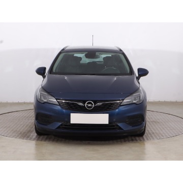 Opel Astra  Kombi 2019,  1.2 benzyna - Na sprzedaż za 36 999 zł - Jelenia Góra - zdjęcie 2