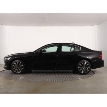 Volvo S60  Liftback 2023,  2.0 benzyna, automat - Na sprzedaż za 127 999 zł - Katowice - zdjęcie 4