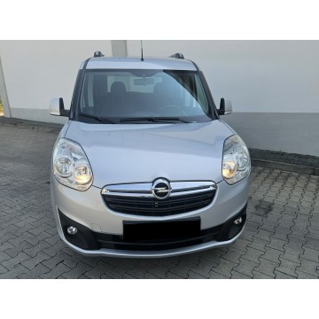 Opel Combo  Minivan/Van 2017,  1.4 benzyna - Na sprzedaż za 33 784 zł - Rybnik - zdjęcie 2