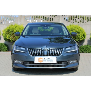 Skoda Superb  Sedan/Limuzyna 2018,  2.0 diesel, automat - Na sprzedaż za 82 900 zł - Zambrów - zdjęcie 3