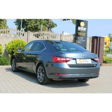 Skoda Superb  Sedan/Limuzyna 2018,  2.0 diesel, automat - Na sprzedaż za 82 900 zł - Zambrów - zdjęcie 7
