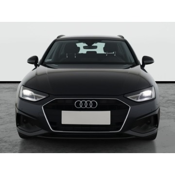 Audi A4  Kombi 2021,  2.0 benzyna, automat - Na sprzedaż za 74 999 zł - Piaseczno - zdjęcie 2