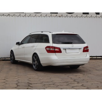 Mercedes - Benz E-klasa  Kombi 2012,  2.1 diesel, automat - Na sprzedaż za 36 499 zł - Łódź - zdjęcie 6