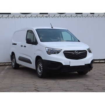 Opel Combo 1.2 Turbo (110KM), 2022