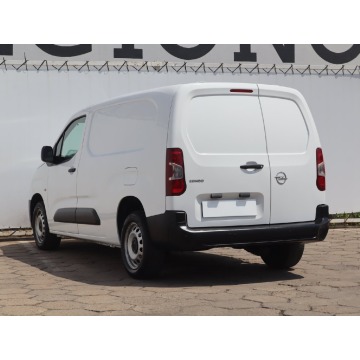 Opel Combo  Pick-up 2022,  1.2 benzyna - Na sprzedaż za 54 999 zł - Łódź - zdjęcie 6