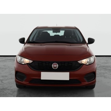 Fiat Tipo  Liftback 2016,  1.4 benzyna+LPG - Na sprzedaż za 32 999 zł - Piaseczno - zdjęcie 2