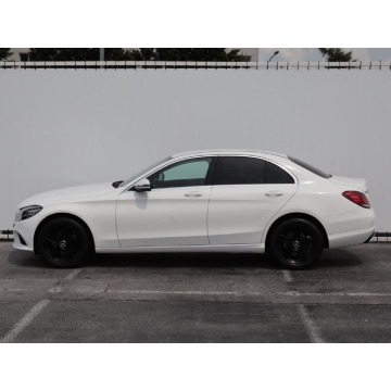 Mercedes - Benz C-klasa  Liftback 2019,  1.6 benzyna, automat - Na sprzedaż za 88 499 zł - Lublin - zdjęcie 4