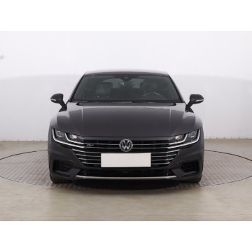 Volkswagen Arteon  Liftback 2019,  2.0 benzyna, automat - Na sprzedaż za 94 999 zł - Wrocław - zdjęcie 2