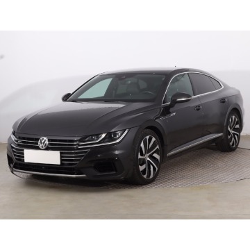 Volkswagen Arteon  Liftback 2019,  2.0 benzyna, automat - Na sprzedaż za 94 999 zł - Wrocław - zdjęcie 3