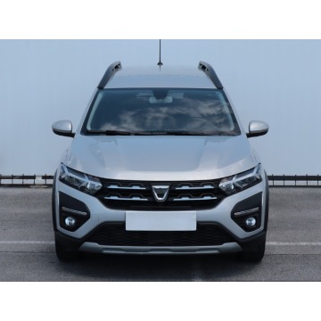 Dacia   SUV 2022,  1.0 benzyna - Na sprzedaż za 57 999 zł - Lublin - zdjęcie 2