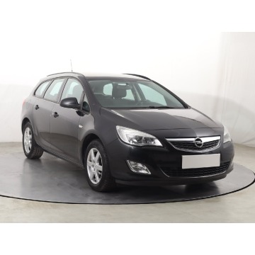 Opel Astra 1.4 T (140KM), 2012