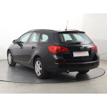 Opel Astra  Kombi 2012,  1.4 benzyna - Na sprzedaż za 19 999 zł - Katowice - zdjęcie 6
