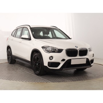 BMW X1 sDrive18i (140KM), 2019