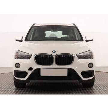 BMW X1  SUV 2019,  1.5 benzyna, automat - Na sprzedaż za 63 999 zł - Katowice - zdjęcie 2
