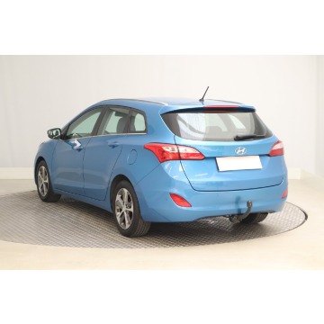 Hyundai i30  Kombi 2016,  1.6 benzyna, automat - Na sprzedaż za 36 999 zł - Piaseczno - zdjęcie 6