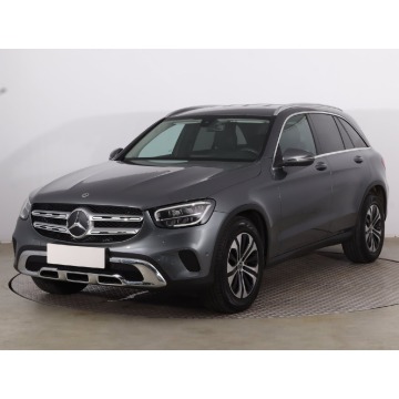 Mercedes - Benz GLC-klasa  SUV 2021,  2.0 diesel, automat - Na sprzedaż za 125 999 zł - Gliwice - zdjęcie 3