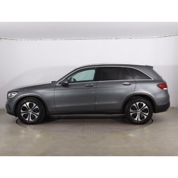 Mercedes - Benz GLC-klasa  SUV 2021,  2.0 diesel, automat - Na sprzedaż za 125 999 zł - Gliwice - zdjęcie 4