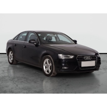 Audi A4  Liftback 2012,  2.0 diesel, automat - Na sprzedaż za 32 999 zł - Kielce - zdjęcie 1
