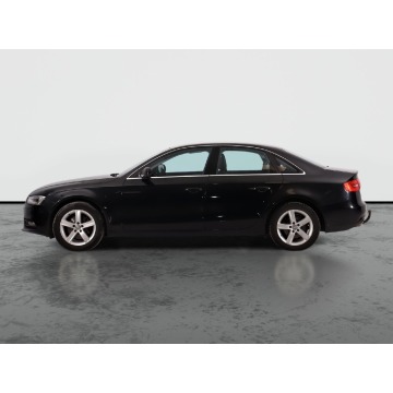 Audi A4  Liftback 2012,  2.0 diesel, automat - Na sprzedaż za 32 999 zł - Kielce - zdjęcie 4