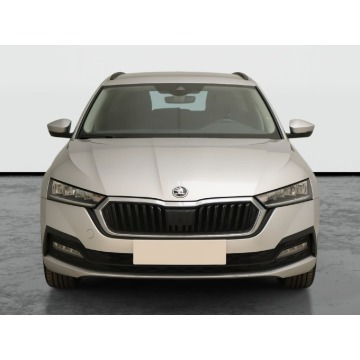 Skoda Octavia  Kombi 2022,  2.0 diesel - Na sprzedaż za 72 999 zł - Bielany Wrocławskie - zdjęcie 2
