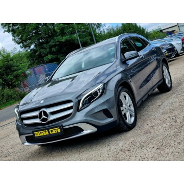 Mercedes GLA 250 - LED Serwis Navi Climatronic Parktronic Tempomat Europa Gwarancja