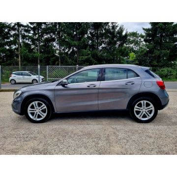 Mercedes - Benz GLA-klasa  SUV 2014,  2.0 benzyna, automat - Na sprzedaż za 56 900 zł - Szczecin - zdjęcie 8