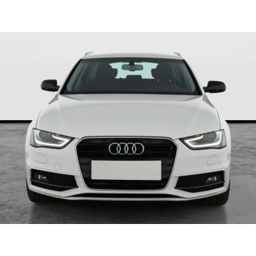 Audi A4  Kombi 2015,  2.0 diesel, automat - Na sprzedaż za 45 999 zł - Piaseczno - zdjęcie 2