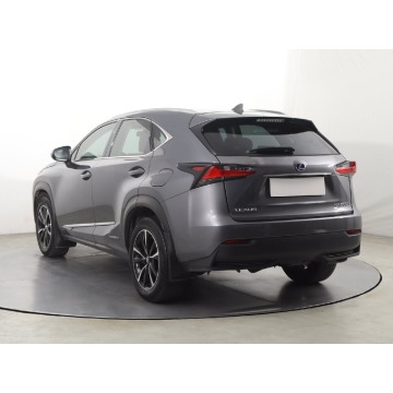 Lexus NX  SUV 2015,  2.5 benzyna, automat - Na sprzedaż za 64 999 zł - Katowice - zdjęcie 6