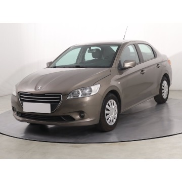Peugeot 301  Liftback 2014,  1.2 benzyna - Na sprzedaż za 12 999 zł - Katowice - zdjęcie 3