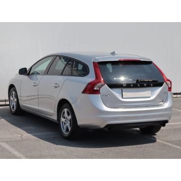Volvo V60  Kombi 2014,  1.6 benzyna - Na sprzedaż za 34 499 zł - Lublin - zdjęcie 6