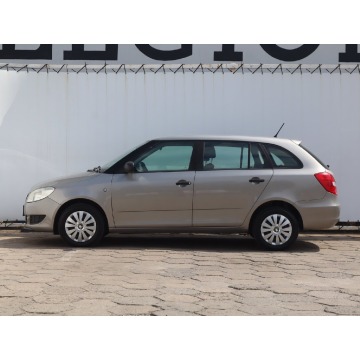 Skoda Fabia  Kombi 2014,  1.2 benzyna - Na sprzedaż za 17 999 zł - Łódź - zdjęcie 4