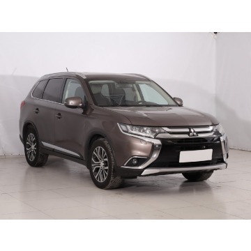 Mitsubishi Outlander 2.0 (150KM), 2016