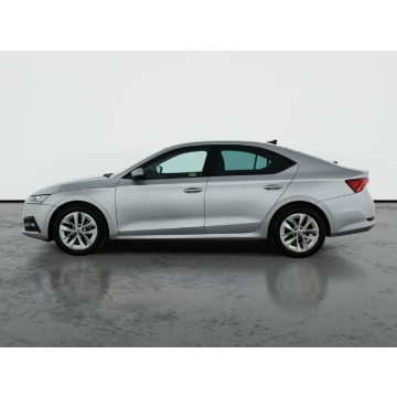 Skoda Octavia  Hatchback 2021,  1.5 benzyna, automat - Na sprzedaż za 75 999 zł - Piaseczno - zdjęcie 4