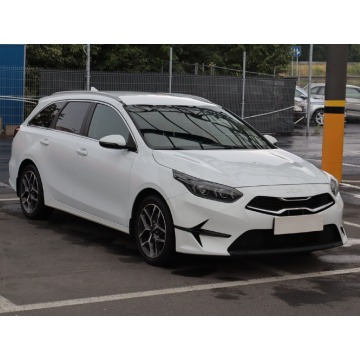 Kia Ceed 1.5 T-GDI (160KM), 2023