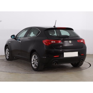 Alfa Romeo Giulietta  Hatchback 2014,  2.0 diesel, automat - Na sprzedaż za 28 499 zł - Elbląg - zdjęcie 6